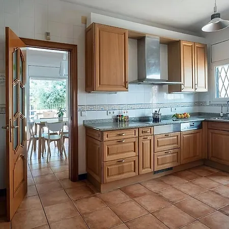 Holiday home Elis House Piscina Privada Mediterranea Castelldefels