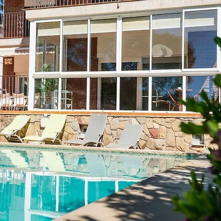 Elis House Piscina Privada Mediterranea * Castelldefels